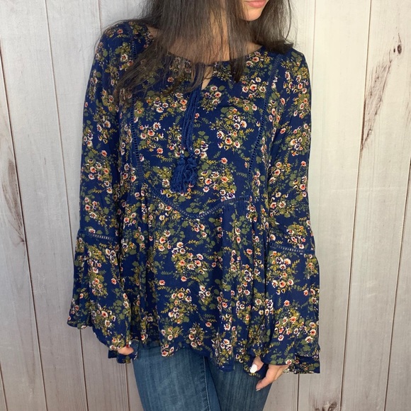 The Giovanna Blouse- navy floral bell peasant top - Picture 10 of 13